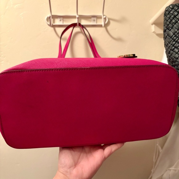 Michael Kors Fuchsia Tote Bag - Picture 5 of 6
